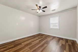 707 Magnolia Ave, Crosby, TX 77532 - Photo 6