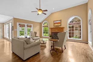 23 St Simons Ct, Sugar Land, TX 77479 - Photo 2