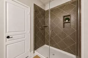 8110 Running Brook Ln, Rosenberg, TX 77469 - Photo 8