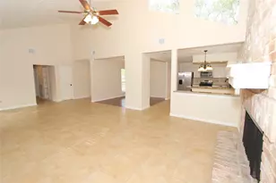 2731 Colony Dr, Sugar Land, TX 77479 - Photo 4