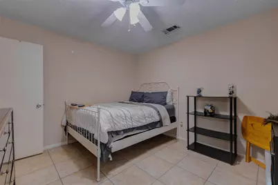 3414 Maple Park Drive, Houston, TX 77339 - Photo 20