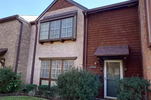 10546 Hammerly Blvd, Houston, TX 77043 - Photo 1