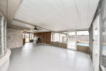 11830 Burlingame Drive, Houston, TX 77099 - Photo 24