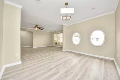 11830 Burlingame Drive, Houston, TX 77099 - Photo 10