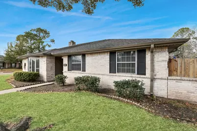 11830 Burlingame Drive, Houston, TX 77099 - Photo 2