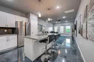 7925 Brandon St, Houston, TX 77051 - Photo 2