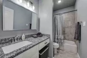 7925 Brandon St, Houston, TX 77051 - Photo 6