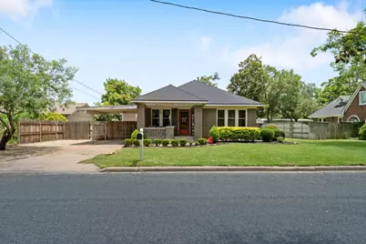 707 Heights Street, El Campo, TX 77437 - Photo 1