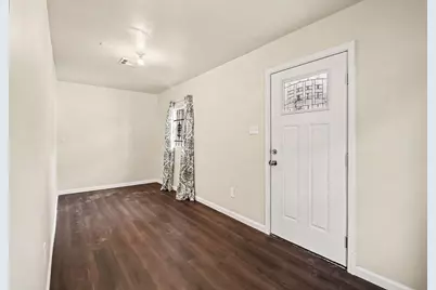 8138 Constellation Lane, Houston, TX 77075 - Photo 10