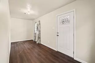 8138 Constellation Ln, Houston, TX 77075 - Photo 10