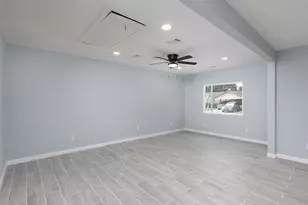 3205 Stallings Dr, Houston, TX 77088 - Photo 20