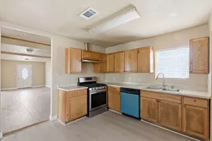 2411 Leffingwell St, Houston, TX 77026 - Photo 10