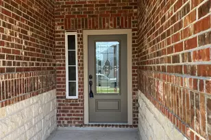 7639 Daisy Port Ln, Conroe, TX 77304 - Photo 2