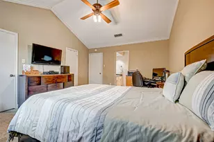 5976 Woodway Place Ct, Houston, TX 77057 - Photo 16