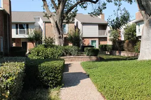 5976 Woodway Place Ct, Houston, TX 77057 - Photo 1