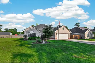 18526 Steele Point Drive, Crosby, TX 77532 - Photo 2