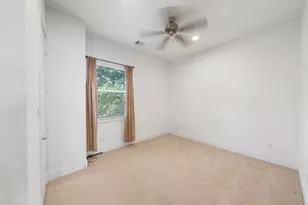 1209 Cedarpost Tree Springs Pl, Houston, TX 77055 - Photo 14