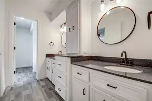 550 Roanoke Dr, Conroe, TX 77302 - Photo 22