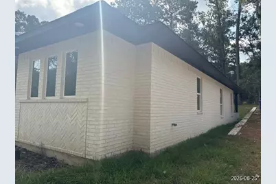 2405 W Green Briar Drive, Huntsville, TX 77340 - Photo 30