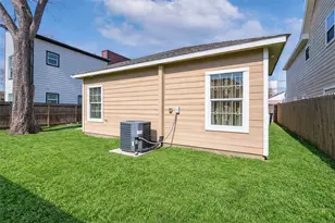 3522 Dennis St, Houston, TX 77004 - Photo 24