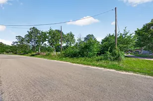 5616 Tall Pine Rd, Navasota, TX 77868 - Photo 2