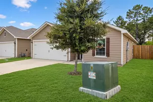 23104 Shakespeare Dr, Magnolia, TX 77355 - Photo 2