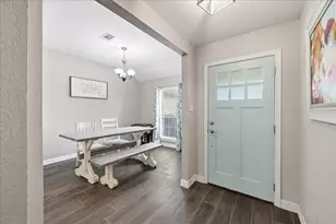 2431 Postoak Ln, Groves, TX 77619 - Photo 2