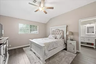 2431 Postoak Ln, Groves, TX 77619 - Photo 10
