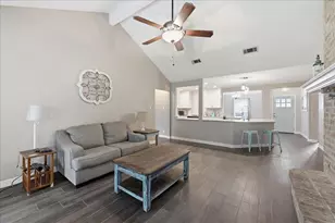 2431 Postoak Ln, Groves, TX 77619 - Photo 6