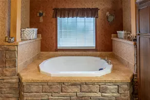 11746 E Small Oak Ln, Willis, TX 77378 - Photo 16