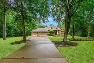 27103 Bridleway Cir, Magnolia, TX 77355 - Photo 2