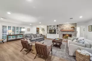 5135 Cheena Dr, Houston, TX 77096 - Photo 2