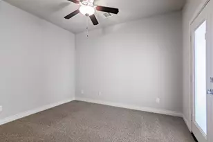 5323 Kiam St, Houston, TX 77007 - Photo 10