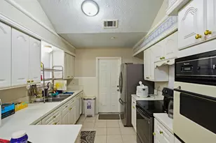 11603 Olivewood Dr, Houston, TX 77089 - Photo 18