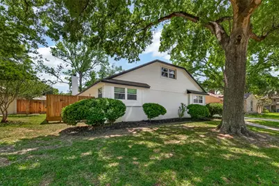 4142 Willow Hill Drive, Seabrook, TX 77586 - Photo 2