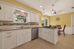 4142 Willow Hill Dr, Seabrook, TX 77586 - Photo 8