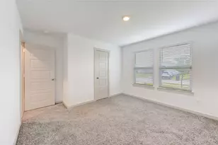 7707 Golden Rubia Ln, Rosharon, TX 77583 - Photo 4