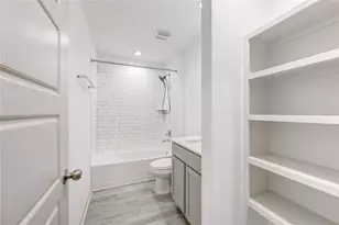 7707 Golden Rubia Ln, Rosharon, TX 77583 - Photo 6