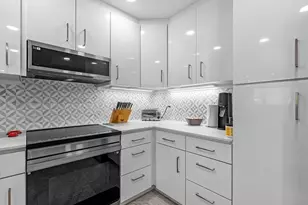 712 Barbara St, Tomball, TX 77375 - Photo 8