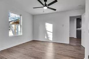 2416 Cumberland St, Houston, TX 77023 - Photo 32