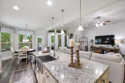 19 Cohasset Place, Tomball, TX 77375 - Photo 18