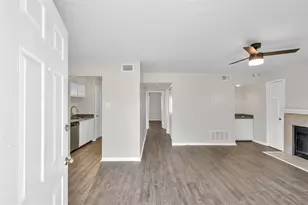 900 Holly Dr, Conroe, TX 77301 - Photo 4