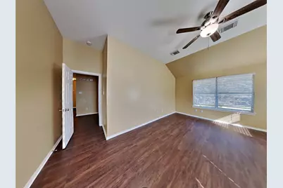 149 Bristol Bend Lane, Dickinson, TX 77539 - Photo 8