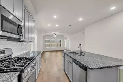 19419 Valletta Green Drive, Hockley, TX 77447 - Photo 16