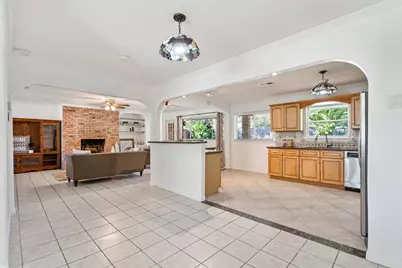 9214 Bronco Drive, Houston, TX 77055 - Photo 12