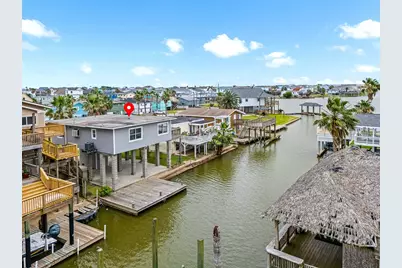 21 Edgewater Street, Hitchcock, TX 77563 - Photo 1