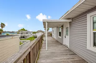 21 Edgewater St, Hitchcock, TX 77563 - Photo 14