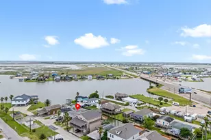 21 Edgewater St, Hitchcock, TX 77563 - Photo 4