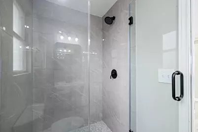 21 Edgewater Street, Hitchcock, TX 77563 - Photo 34