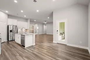 31214 Raleigh Creek Dr, Tomball, TX 77375 - Photo 10